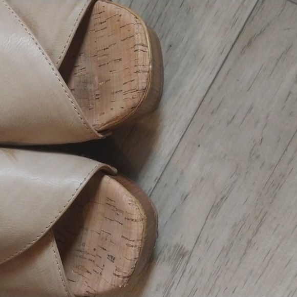 Korks Lynda Platform Sandal Size 7 - Picture 7 of 10